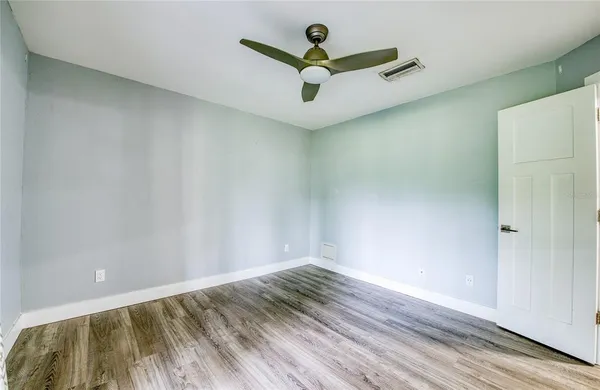 $2,350 | 2617 Bentley Drive, Palm Harbor, FL 34684
