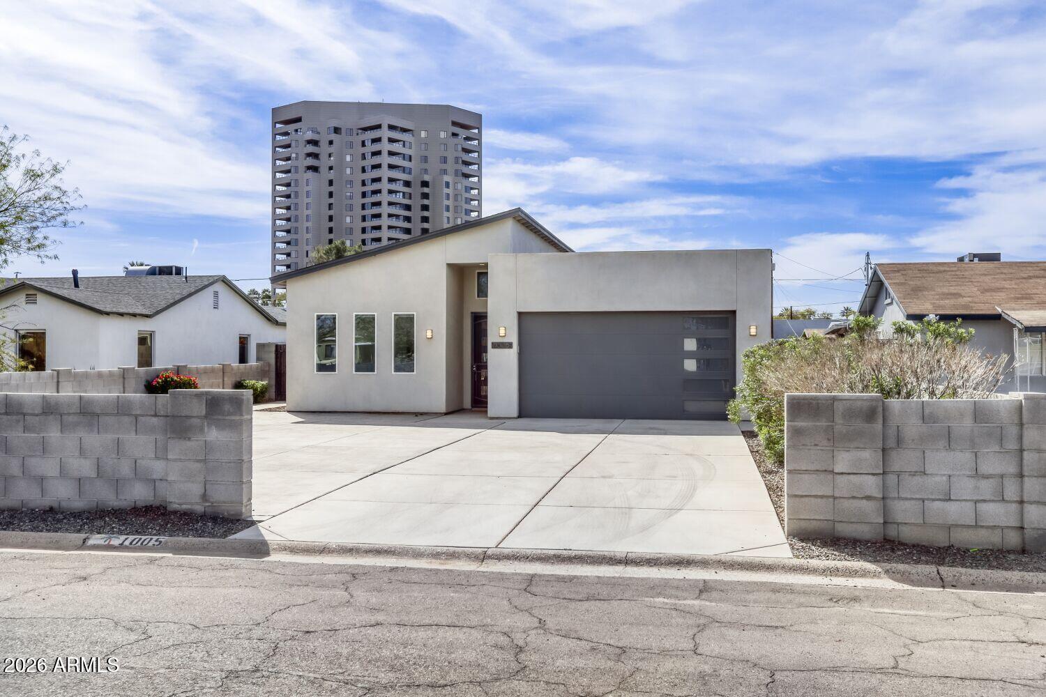 1005 East Weldon Avenue Phoenix, AZ 85014 - Photo 1 of 33 Exterior View