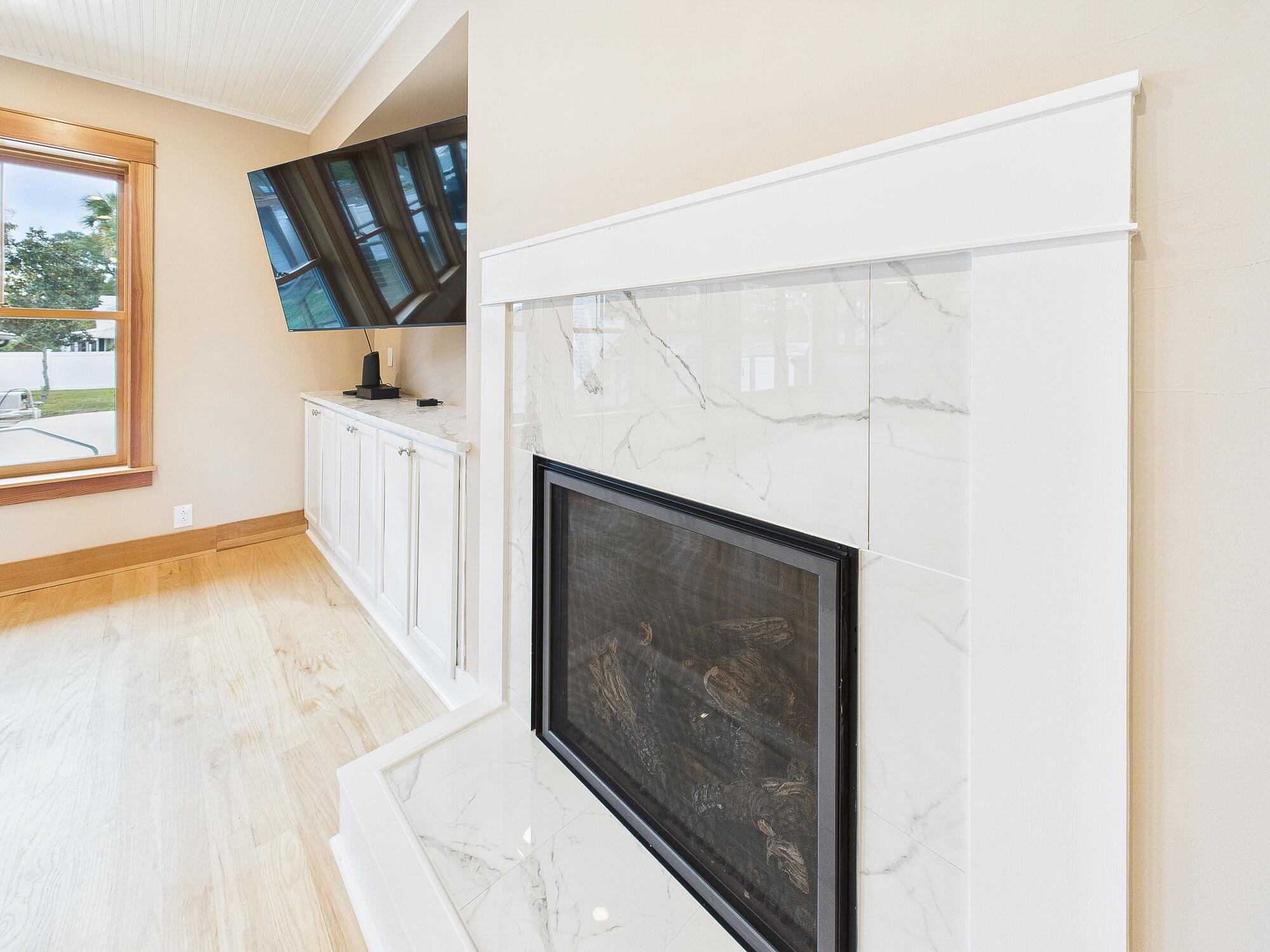 152 Leconte Street DeFuniak Springs, FL 32435 - Photo 25 of 80 Fireplace