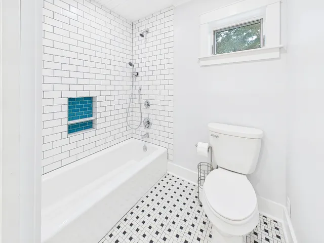 $799,900 | 152 Leconte Street, DeFuniak Springs, FL 32435