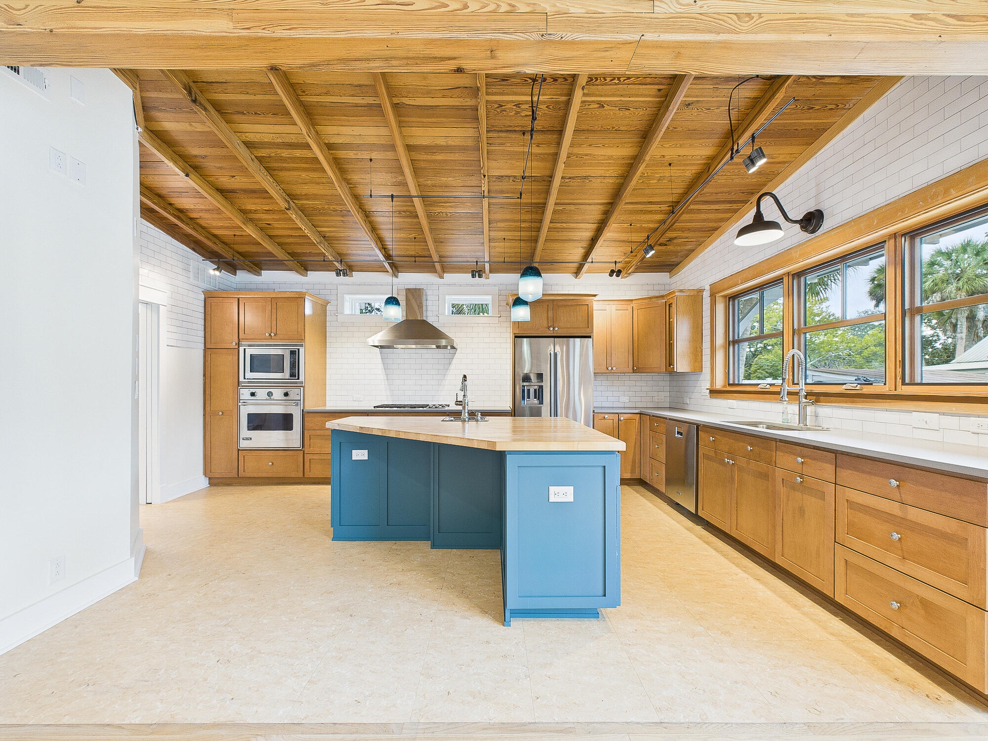 152 Leconte Street DeFuniak Springs, FL 32435 - Photo 10 of 80 Kitchen