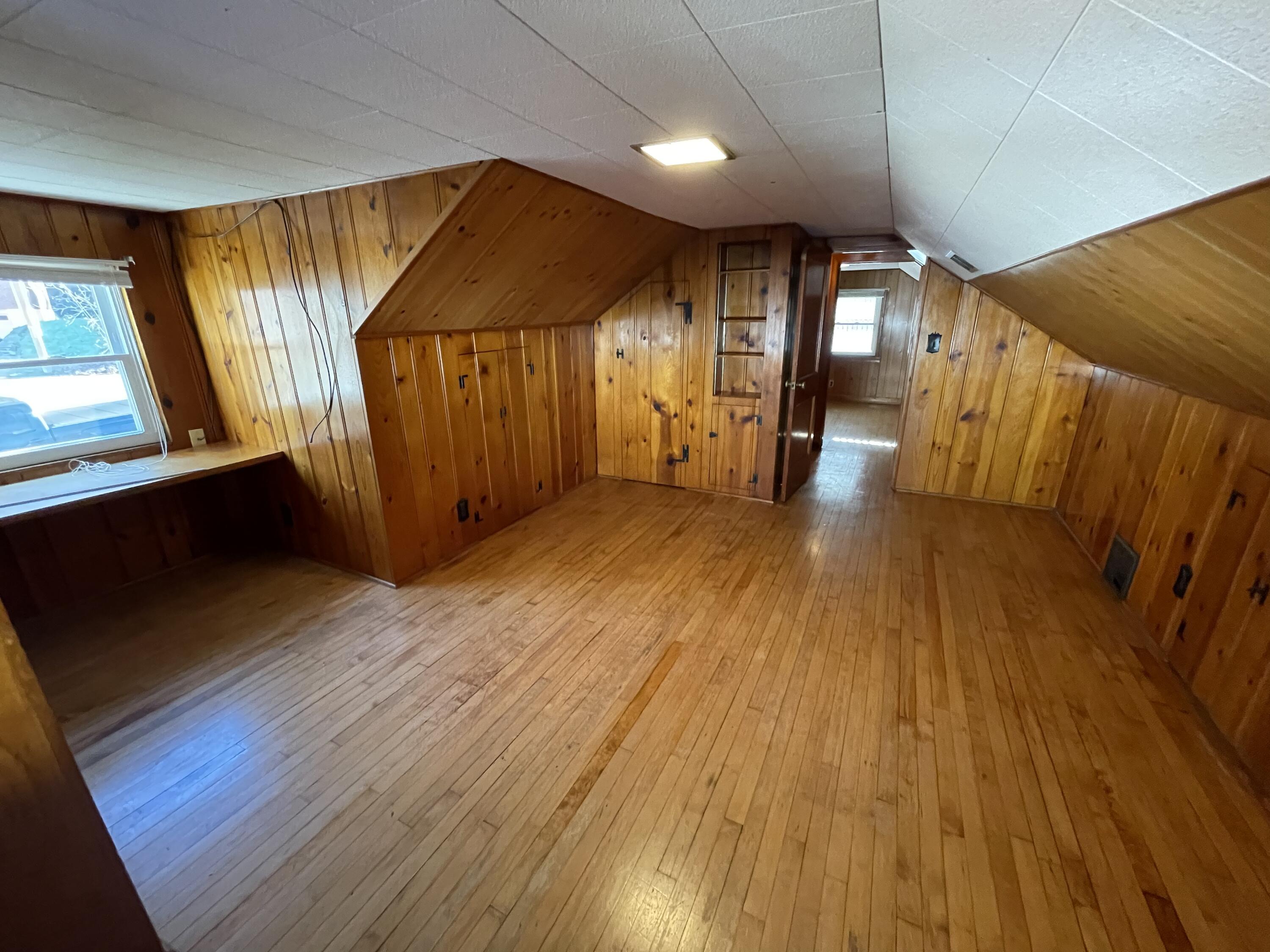 331 Riddle Place Newport, KY 41071 - Photo 11 of 22 Gallery Image 11