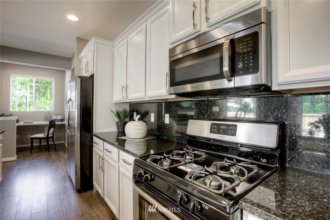 17826 42nd Avenue Southeast, Unit 29 Bothell, WA 98012 - Photo 4 of 25