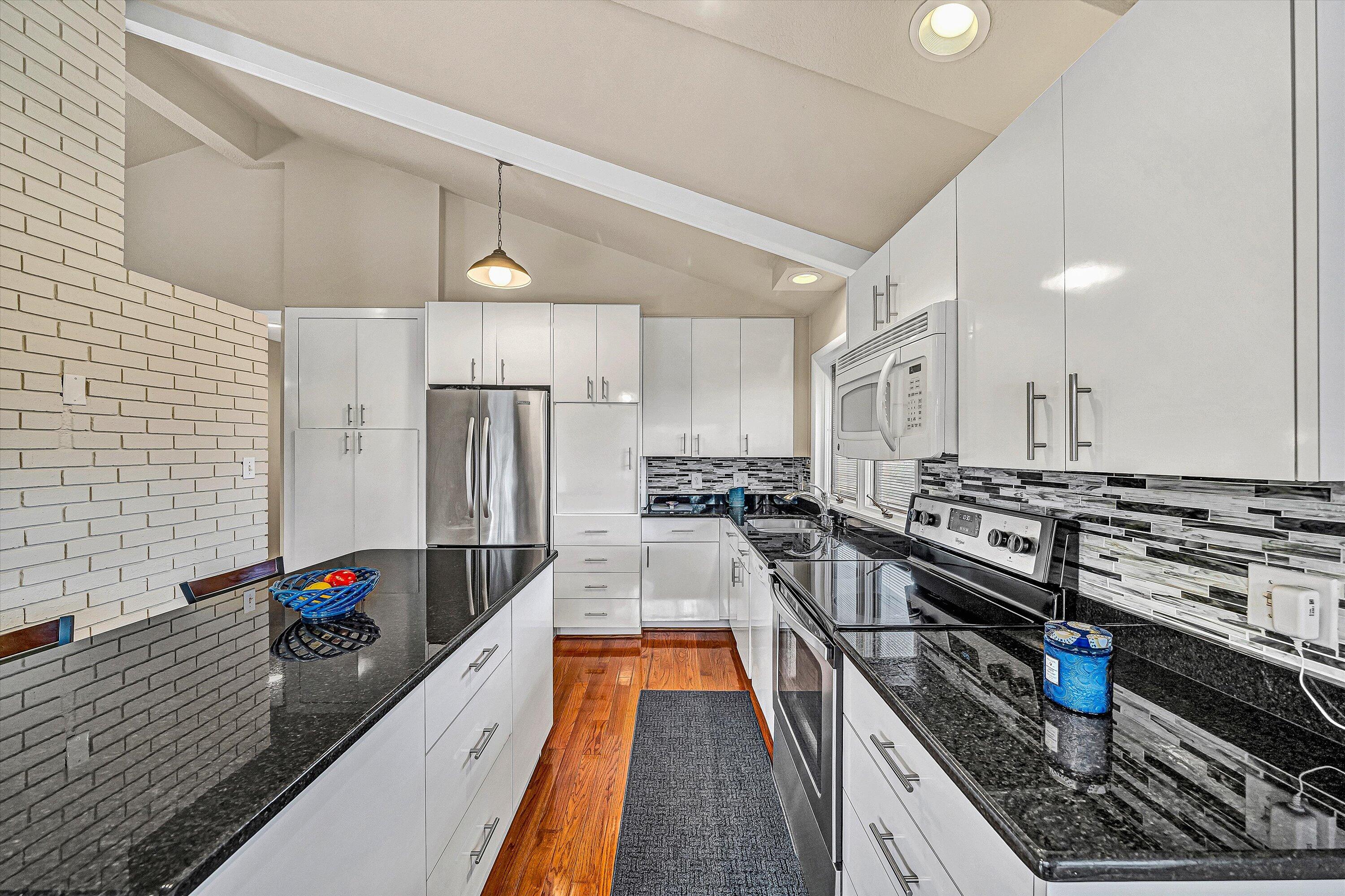 1609 Blair Road Southwest Roanoke, VA 24015 - Photo 12 of 39 11-VM-03772