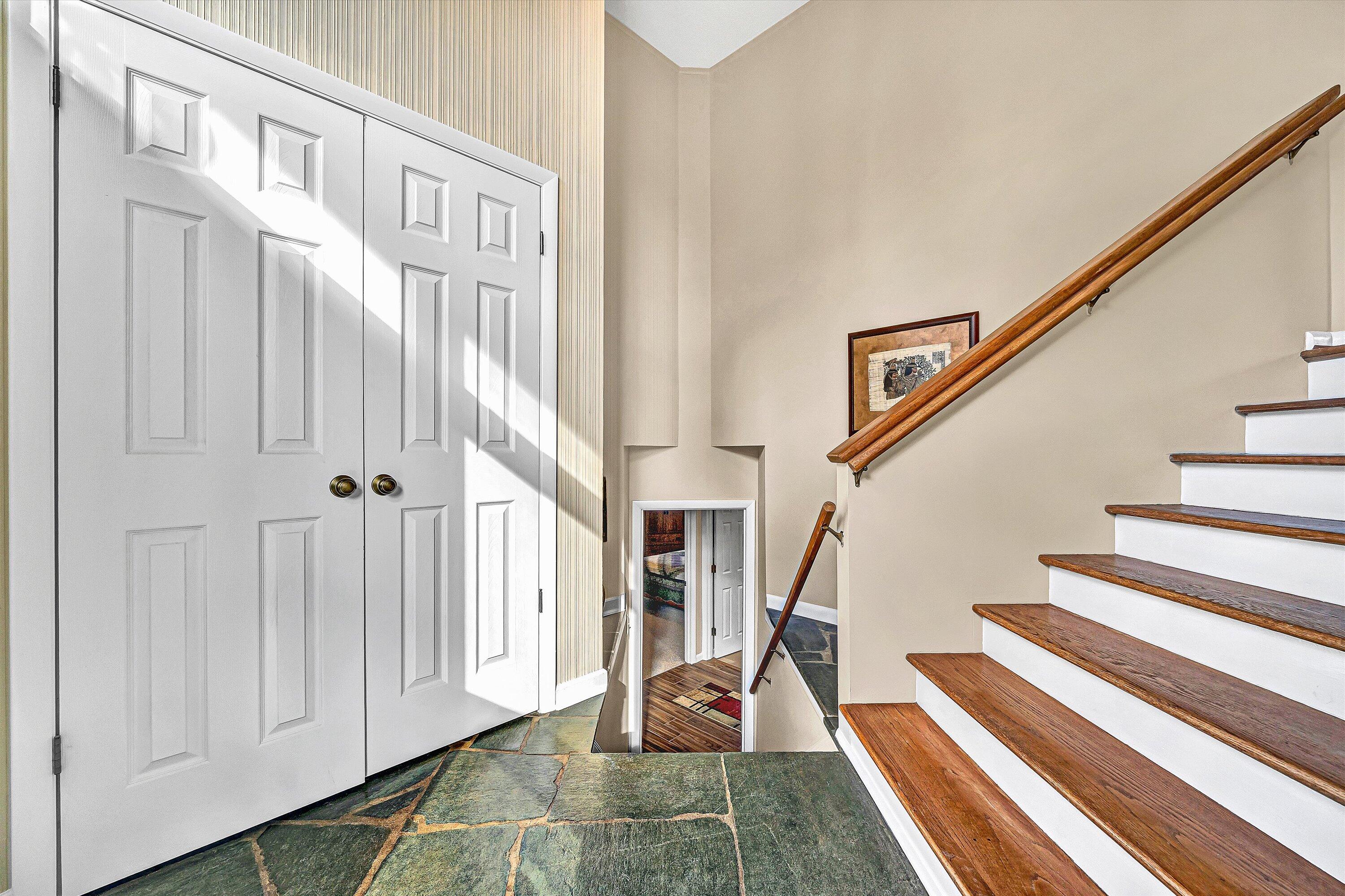 1609 Blair Road Southwest Roanoke, VA 24015 - Photo 6 of 39 05-VM-03754