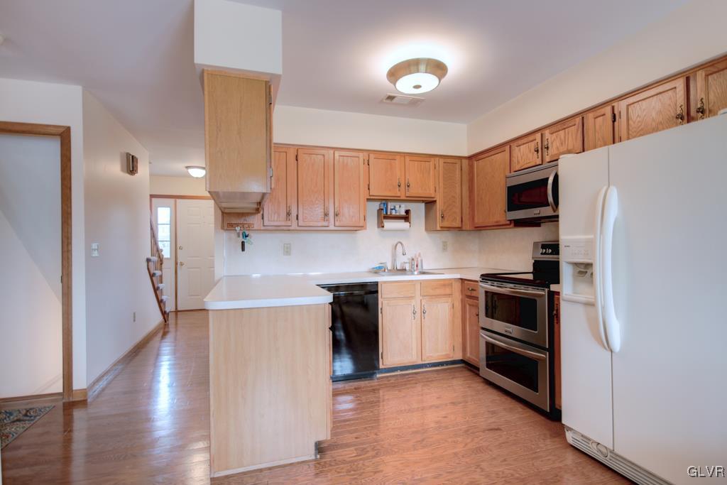 5533 Ridge Road Slatington, PA 18080 - Photo 5 of 23 Gallery Image 5