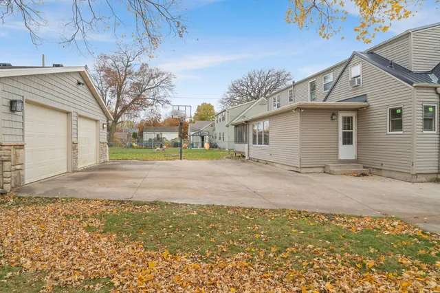 $284,999 | 339 South Street, Owatonna, MN 55060