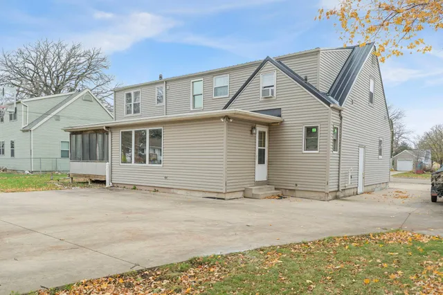 $284,999 | 339 South Street, Owatonna, MN 55060