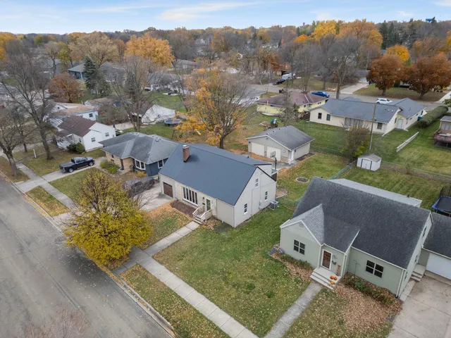 $284,999 | 339 South Street, Owatonna, MN 55060