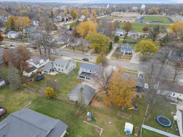 $284,999 | 339 South Street, Owatonna, MN 55060