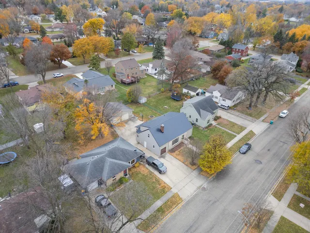 $284,999 | 339 South Street, Owatonna, MN 55060