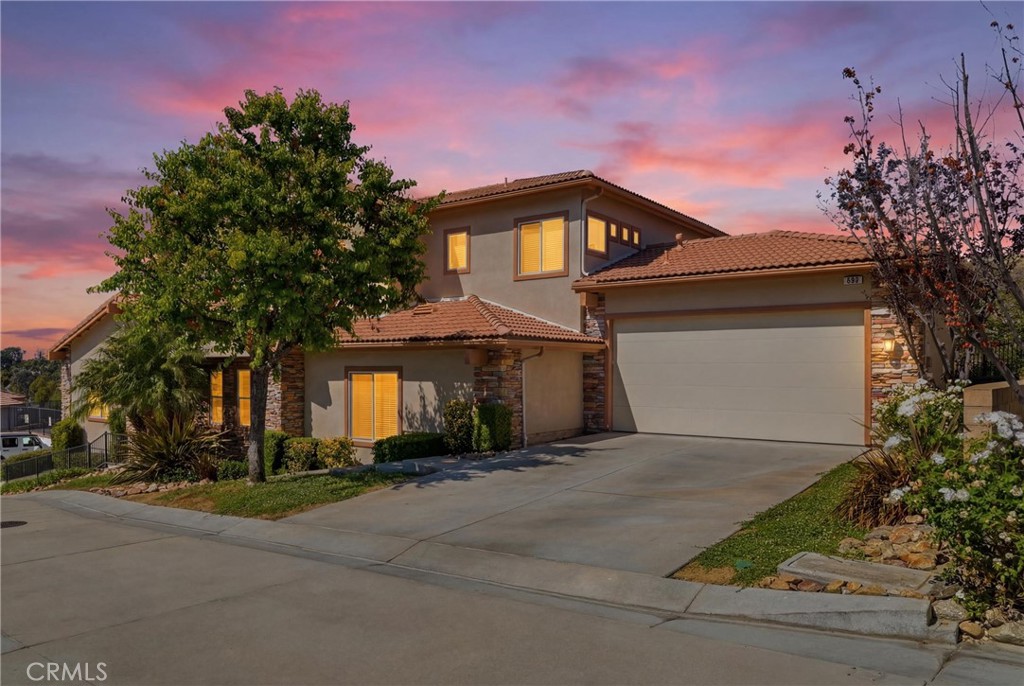 585 Vía Pueblo Riverside, CA 92507 - Photo 5 of 61 Picture altered to reflect night lights and twilight ambiance
