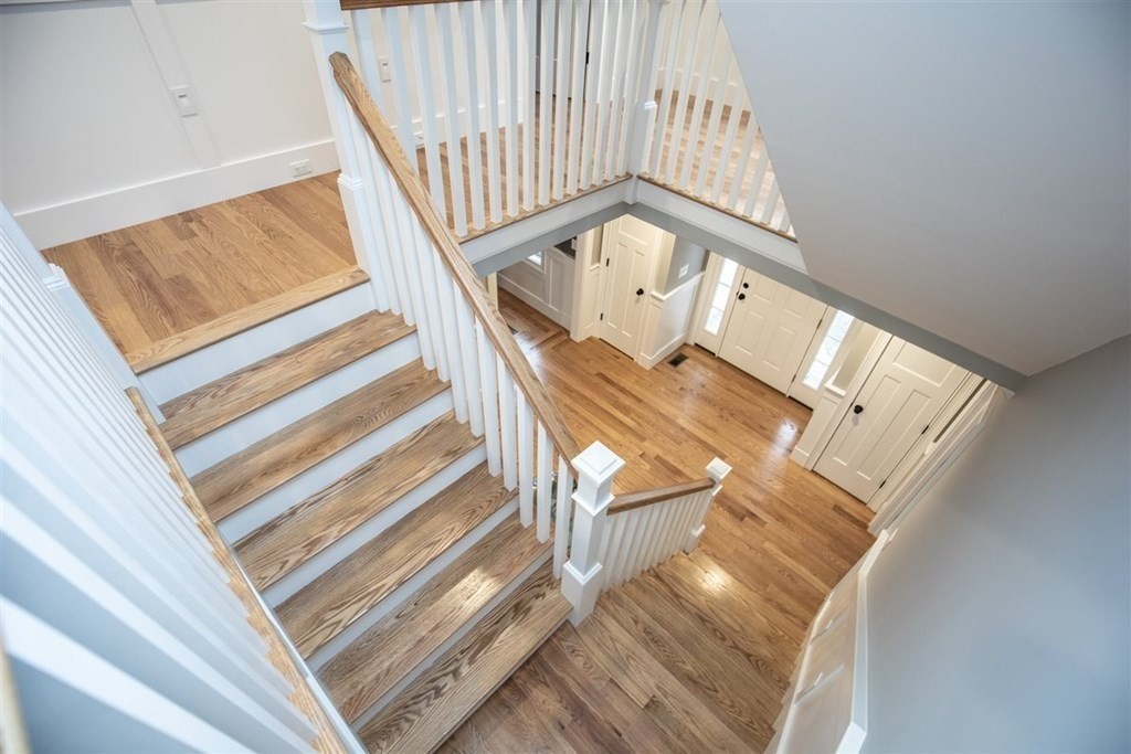 15 Chestnut Road Burlington, MA 01803 - Photo 5 of 42 Gallery Image 5