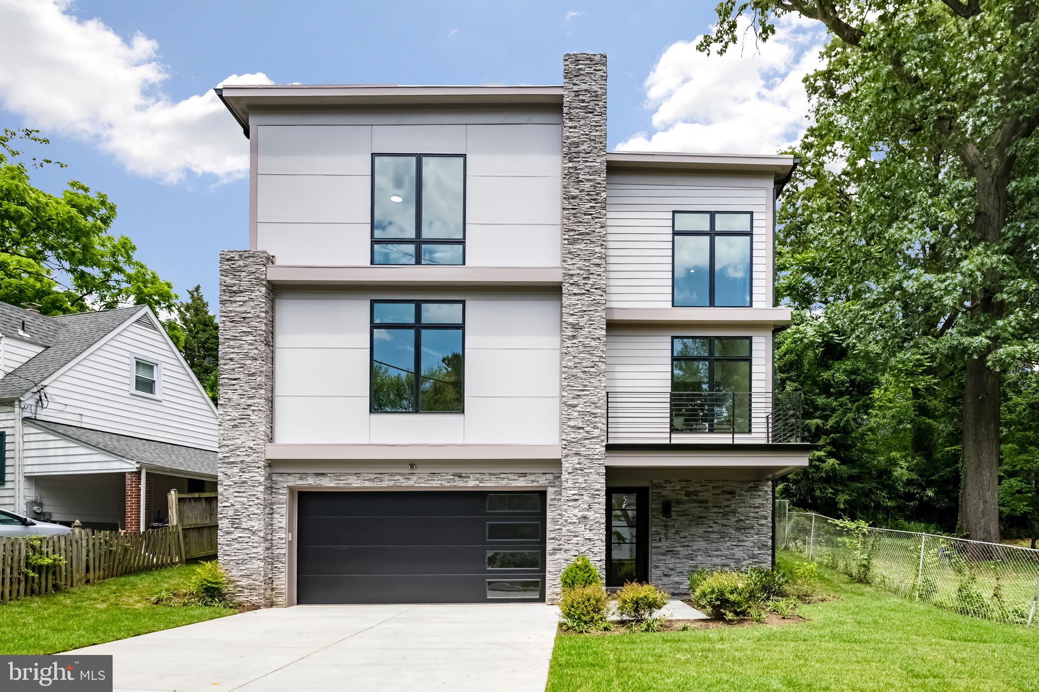 627 Potomac Avenue Silver Spring, MD 20910 - Photo 1 of 81 Gallery Image 1