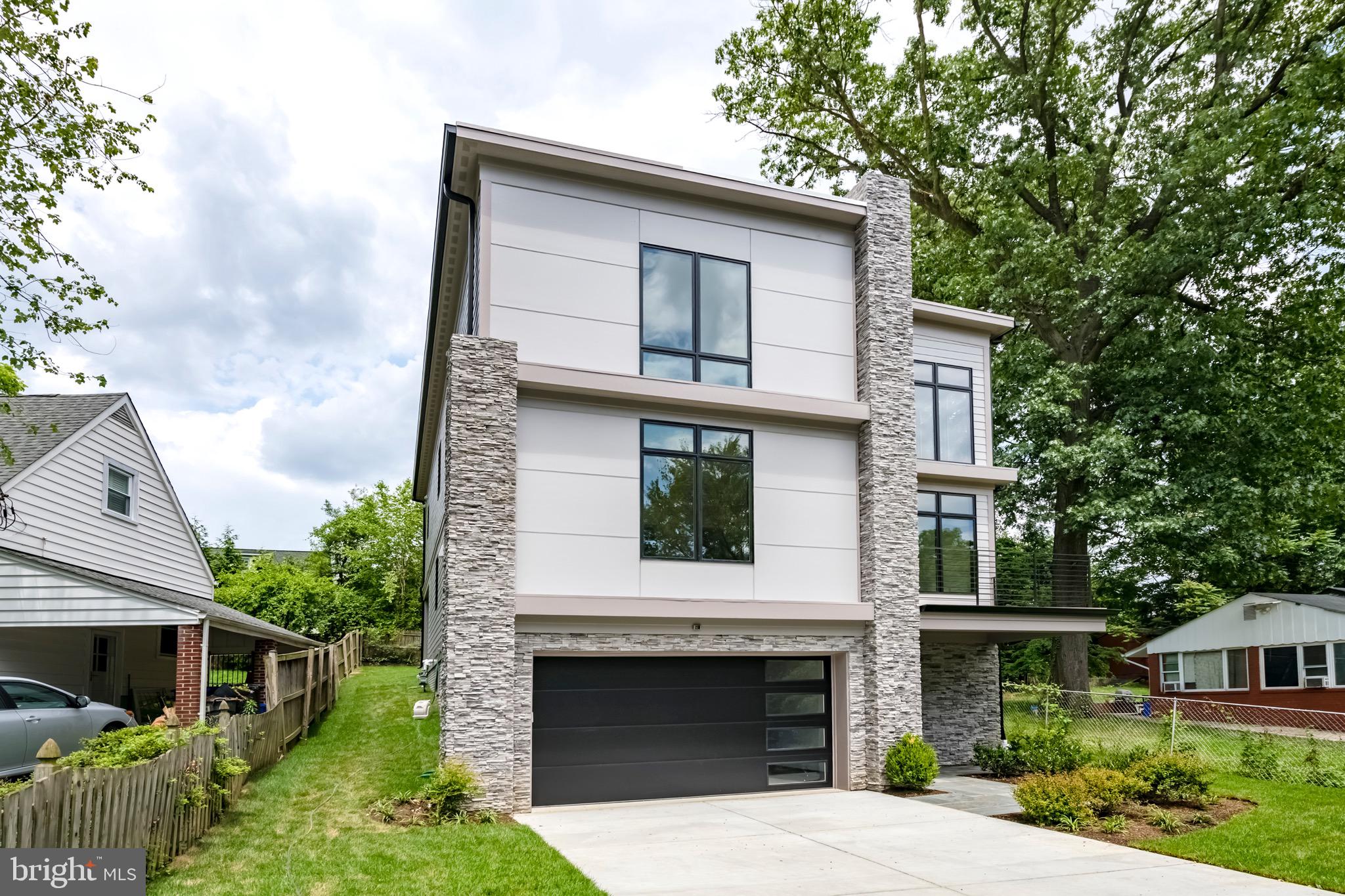 627 Potomac Avenue Silver Spring, MD 20910 - Photo 13 of 81 Gallery Image 13