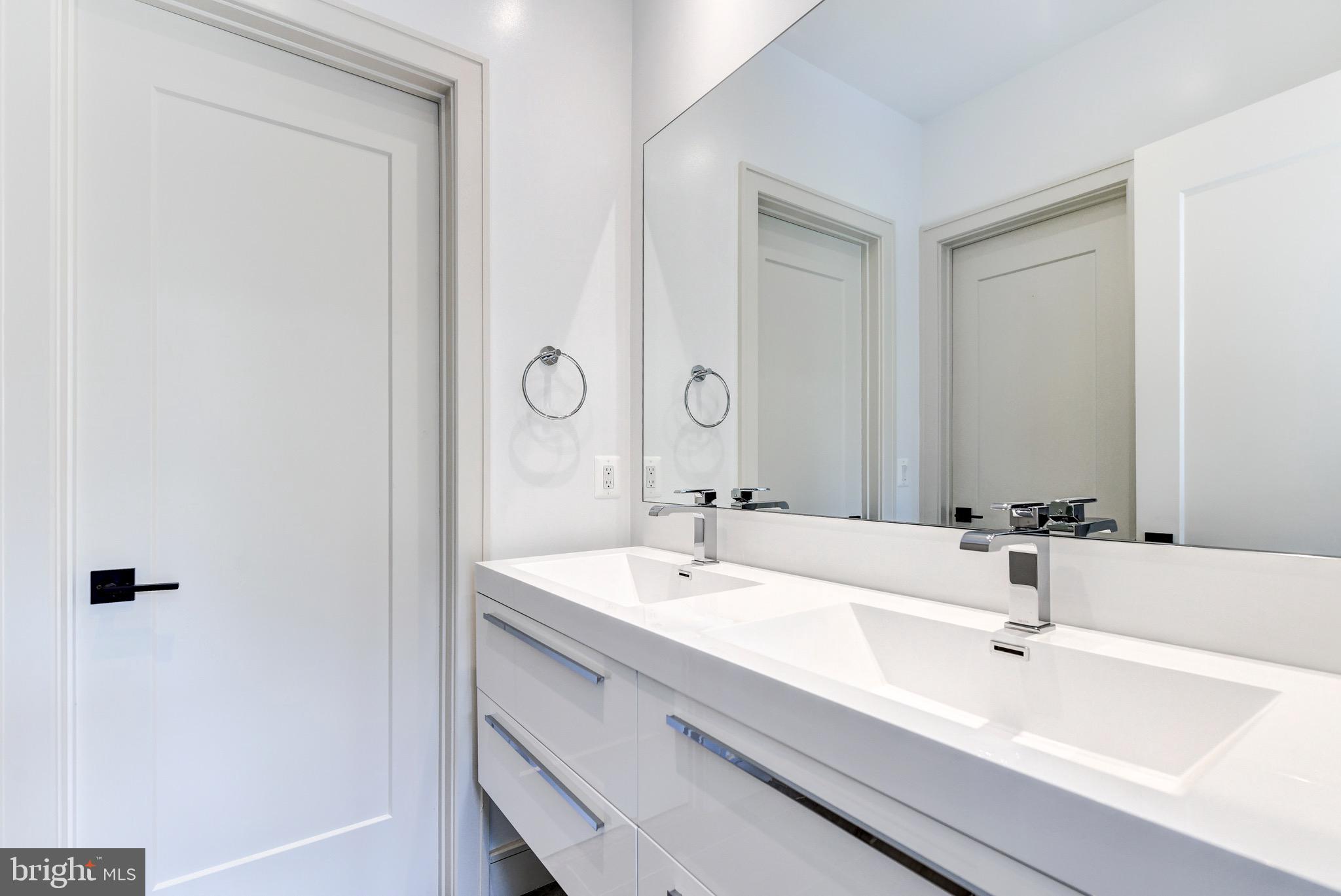 627 Potomac Avenue Silver Spring, MD 20910 - Photo 27 of 81 Gallery Image 27