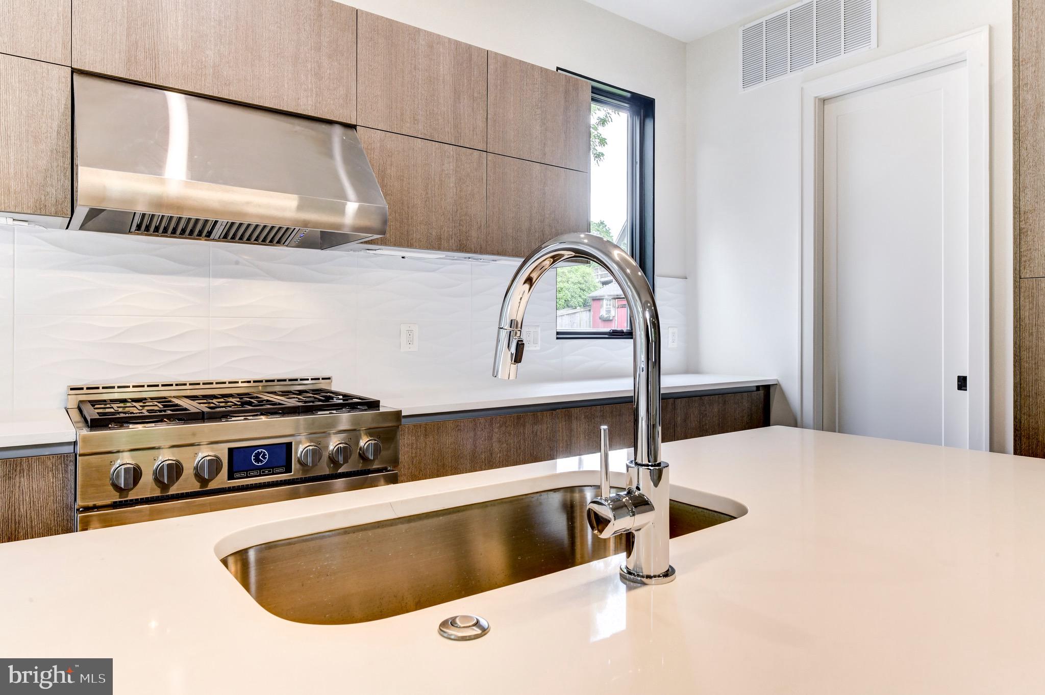 627 Potomac Avenue Silver Spring, MD 20910 - Photo 78 of 81 Gallery Image 78