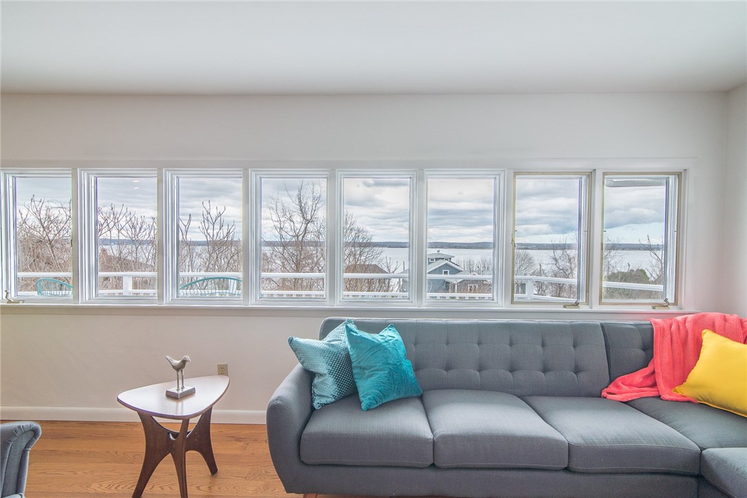 45 Molleur Road Portsmouth, RI 02871 - Photo 8 of 38 Gallery Image 8