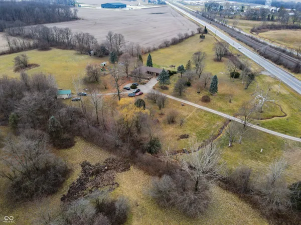 $1,800,000 | 8622 Pendleton Avenue, Pendleton, IN 46064