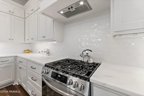$553,999 | 400 Villager Avenue, Scott, LA 70583