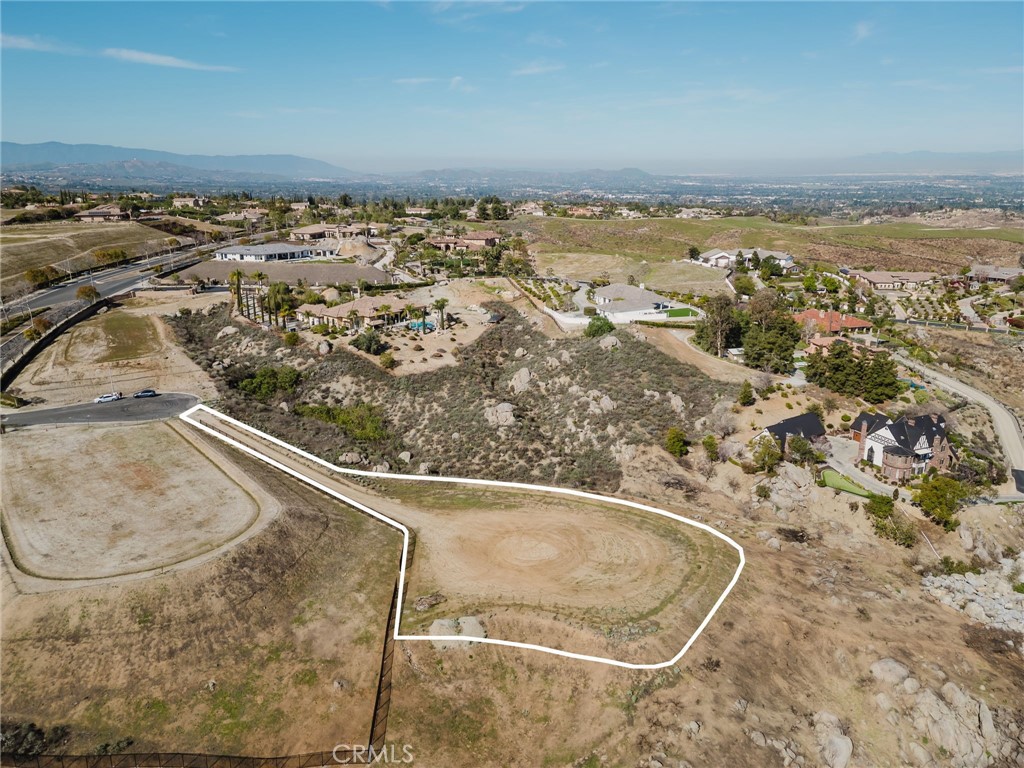 7282 Magnon Court Riverside, CA 92506 - Photo 4 of 14