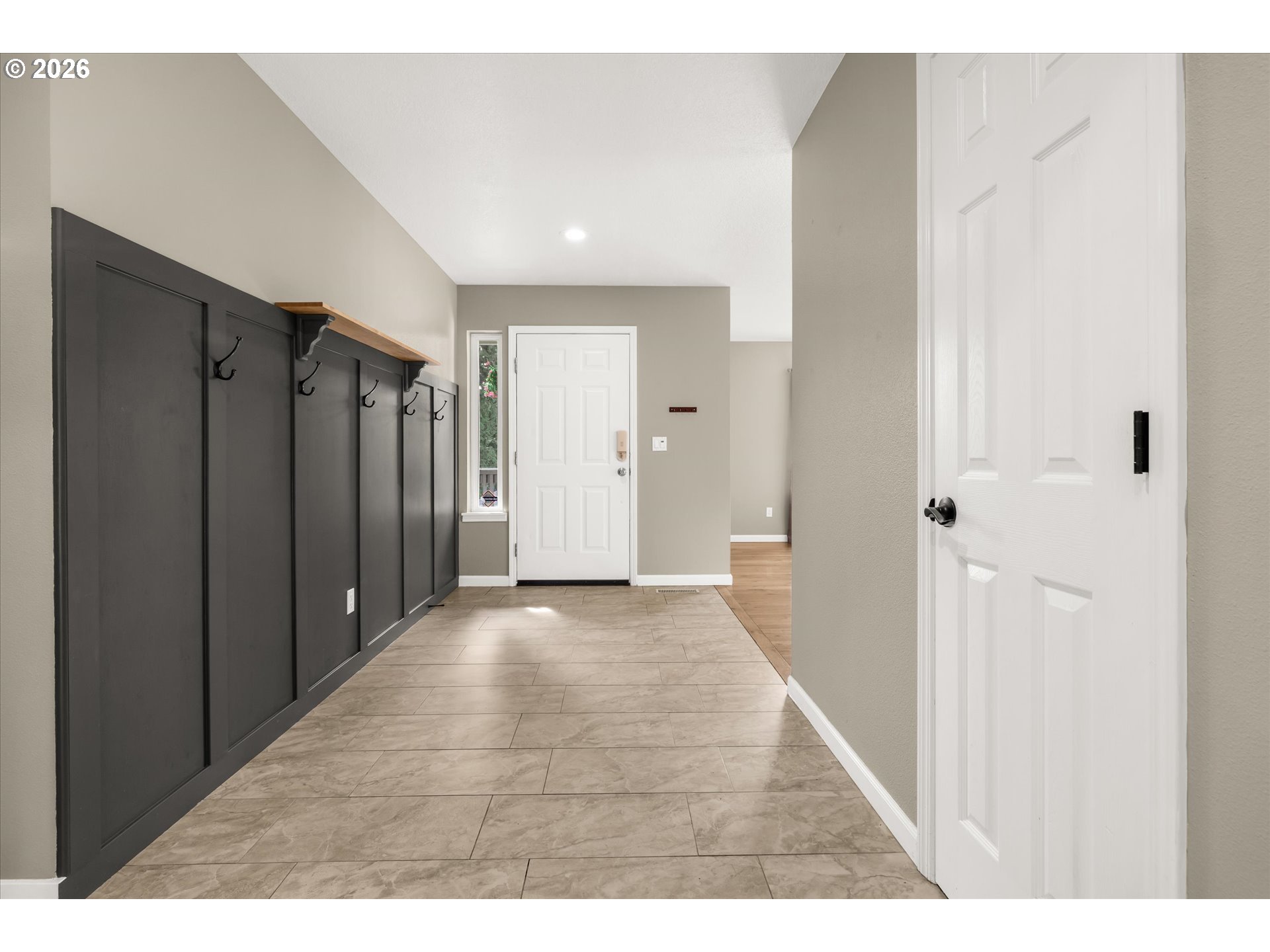 17200 Littlepage Avenue Sandy, OR 97055 - Photo 10 of 47 a view of a hallway with wooden floor