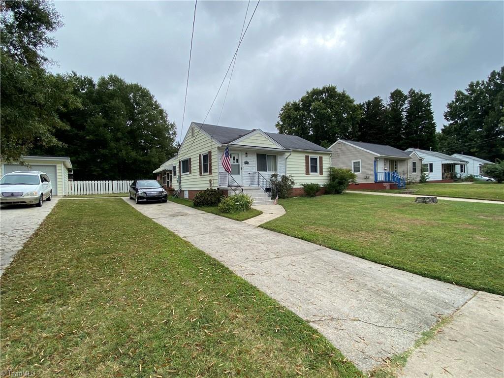 1426 Cook Street High Point, NC 27262 - Photo 3 of 24