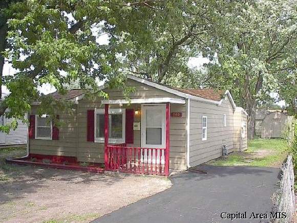 940 North Indiana Avenue Springfield, IL 62702 - Photo 1 of 4