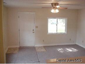 940 North Indiana Avenue Springfield, IL 62702 - Photo 3 of 4