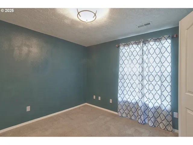 $489,900 | 1424 Mt View Lane, Molalla, OR 97038