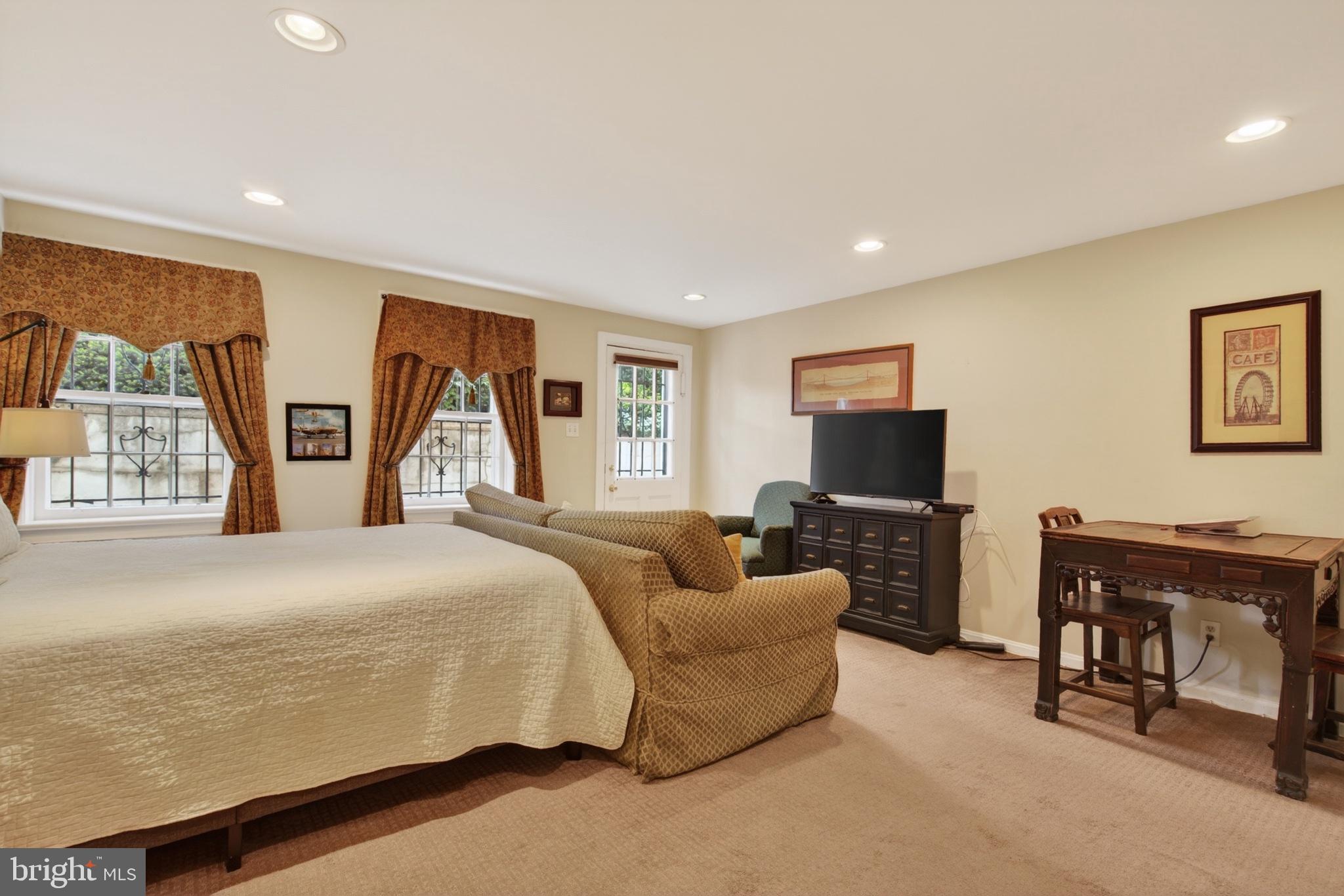 11 2nd Street Northeast, Unit 108 Washington, DC 20002 - Photo 4 of 18 Spacious retreat with natural light.