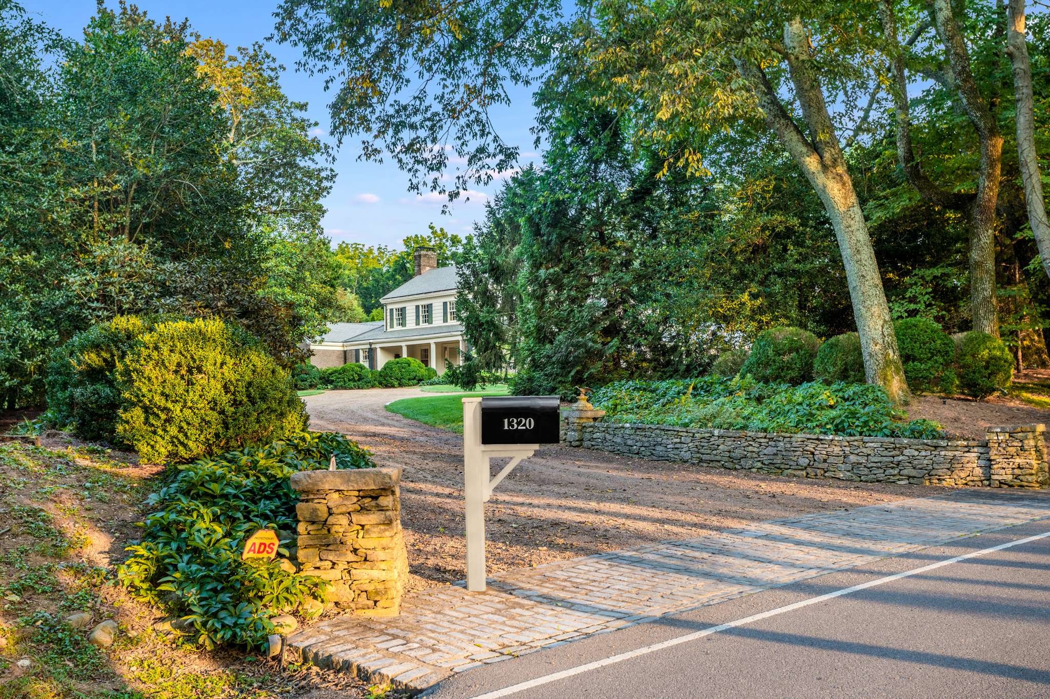 1320 Page Road Nashville, TN 37205 - Photo 1 of 36 Gallery Image 1