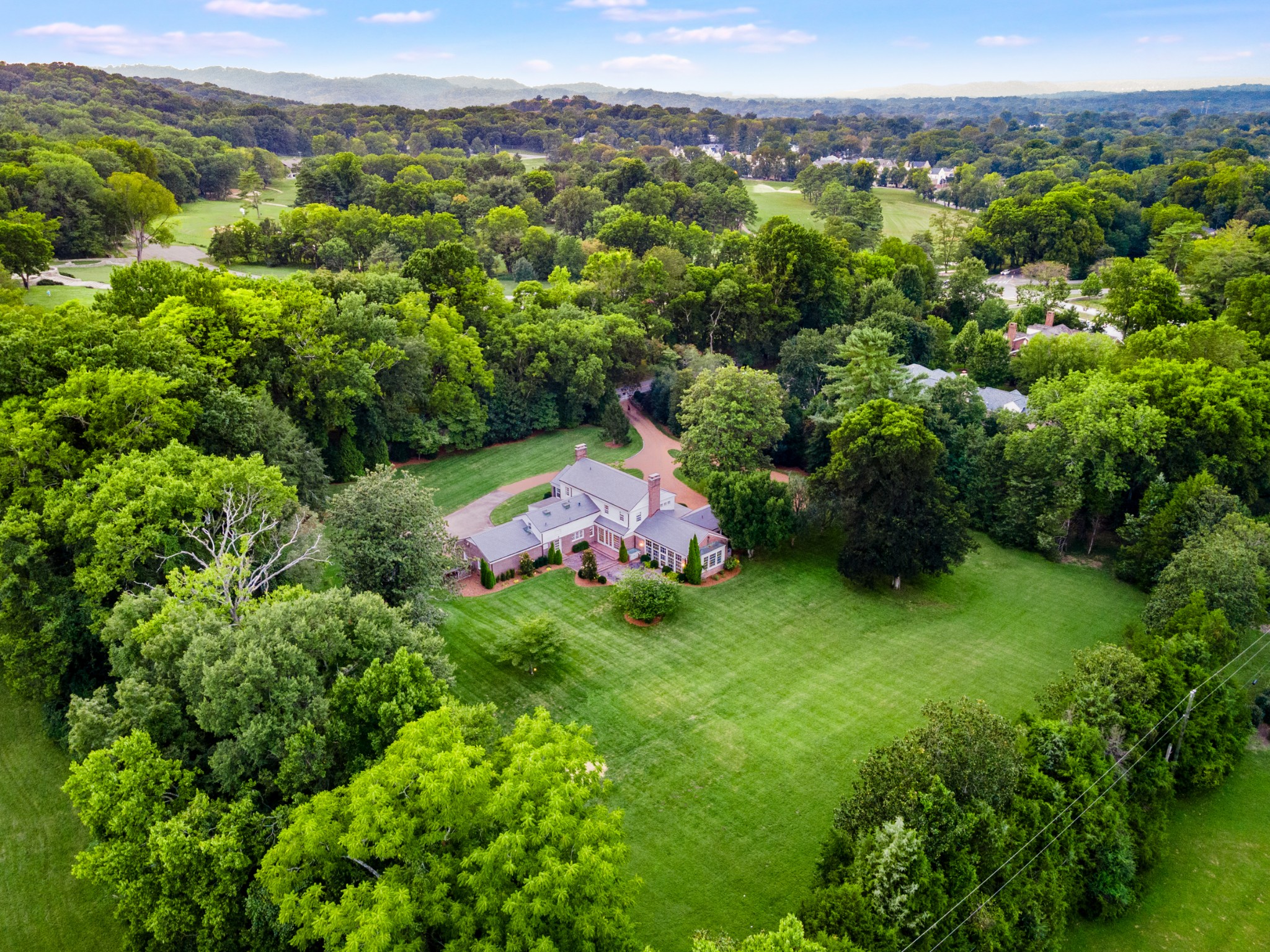 1320 Page Road Nashville, TN 37205 - Photo 5 of 36 Gallery Image 5