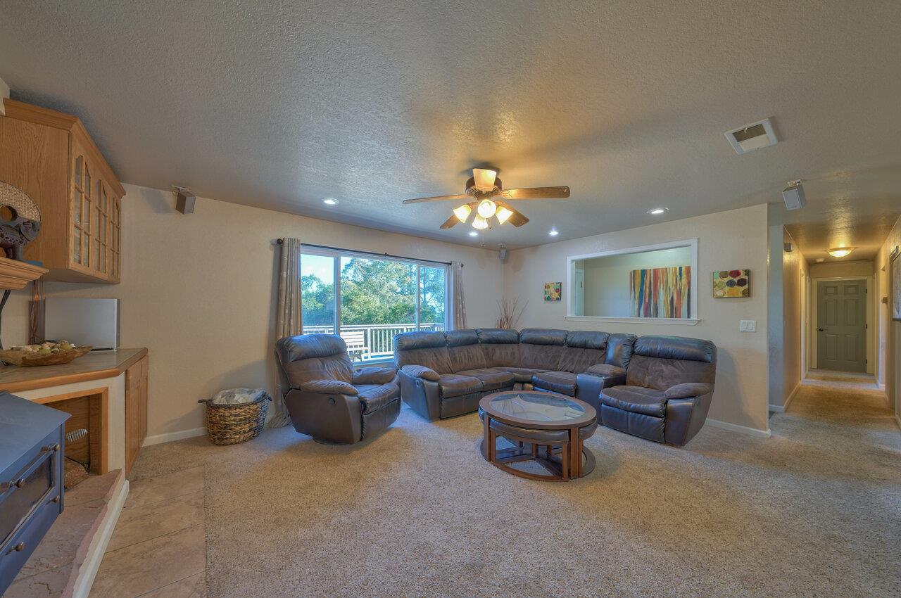 8227 Messick Road Salinas, CA 93907 - Photo 11 of 31 Gallery Image 11