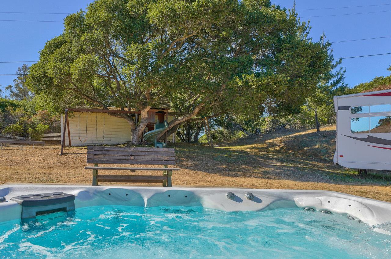 8227 Messick Road Salinas, CA 93907 - Photo 5 of 31 Gallery Image 5