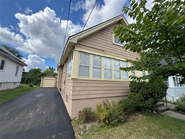 $164,900 | 211 Merrill Street, Syracuse, NY 13208