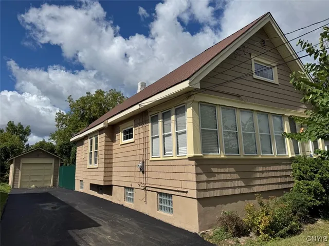 $164,900 | 211 Merrill Street, Syracuse, NY 13208