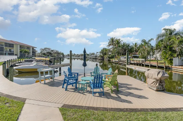 $4,000 | 2001 South Banana River Boulevard, Unit 319, Cocoa Beach, FL 32931