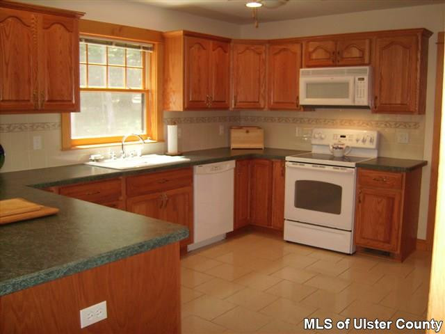 117 Vly Atwood Road Stone Ridge, NY 12484 - Photo 5 of 17 Photo 5