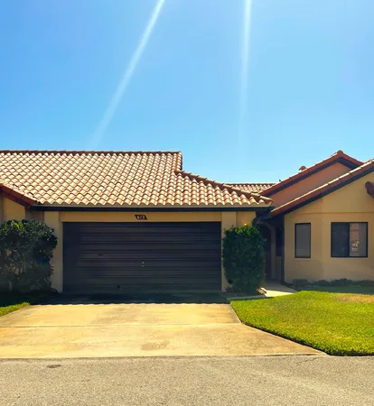 $2,550 | 613 Manatee Drive, Satellite Beach, FL 32937