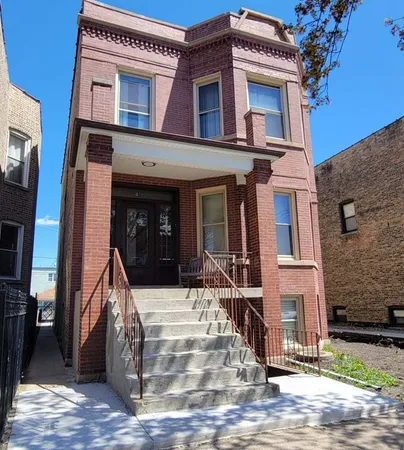 $2,000 | 2419 North Kostner Avenue, Chicago, IL 60639