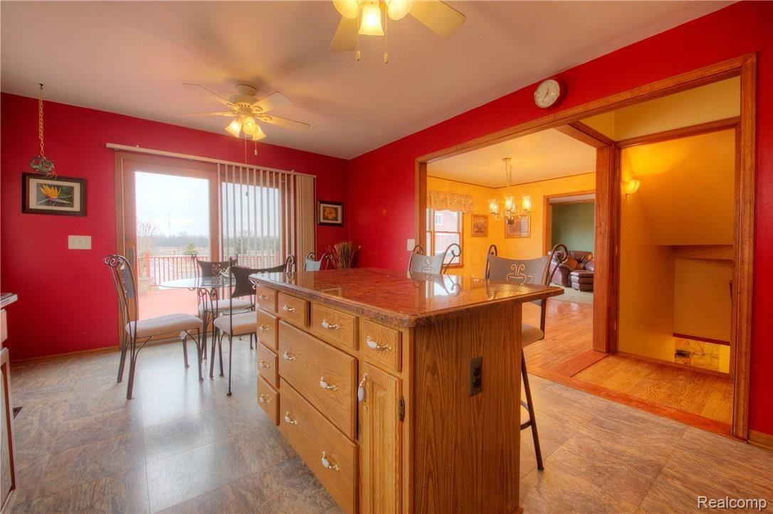 462 West Barron Road Howell, MI 48855 - Photo 46 of 65 Kitchen Island.jpg