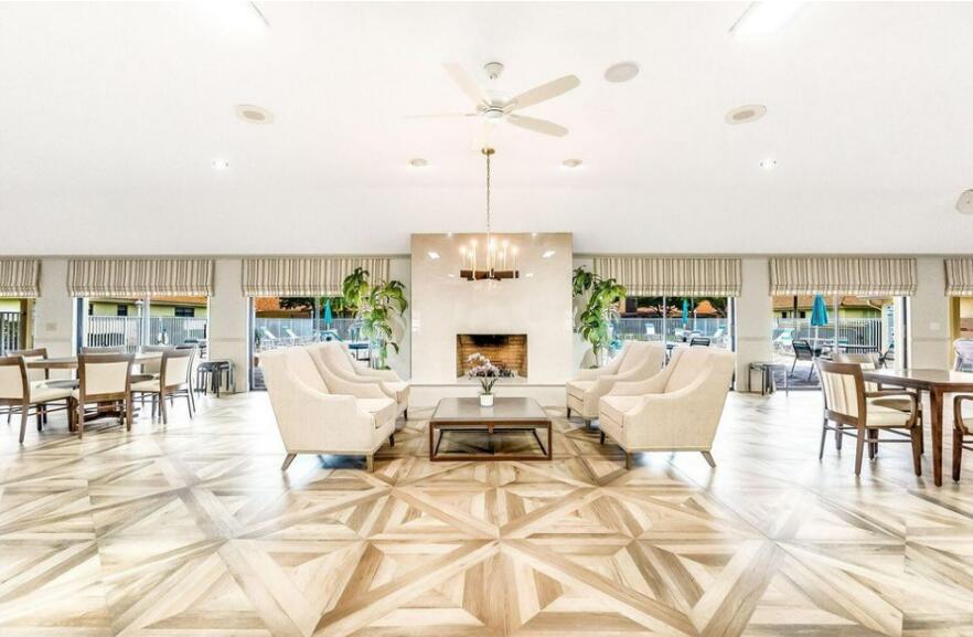 4515 Pandanus Tree Road, Unit B Boynton Beach, FL 33436 - Photo 19 of 20 Clubhouse lounge