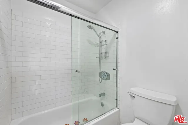 $479,000 | 976 Larrabee Street, Unit 231, West Hollywood, CA 90069