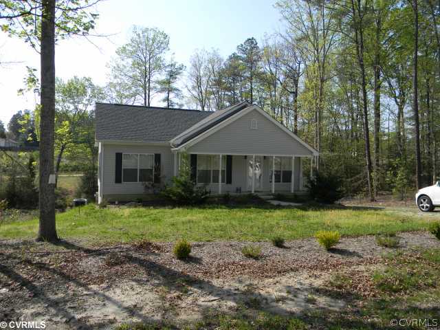 26210 Hill Road Ruther Glen, VA 22546 - Photo 1 of 7 Exterior Front