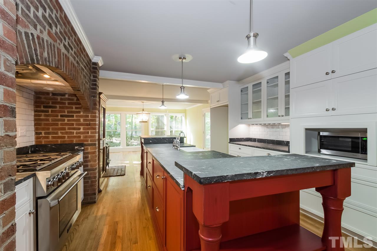 3405 Horseshoe Bend Raleigh, NC 27613 - Photo 7 of 23