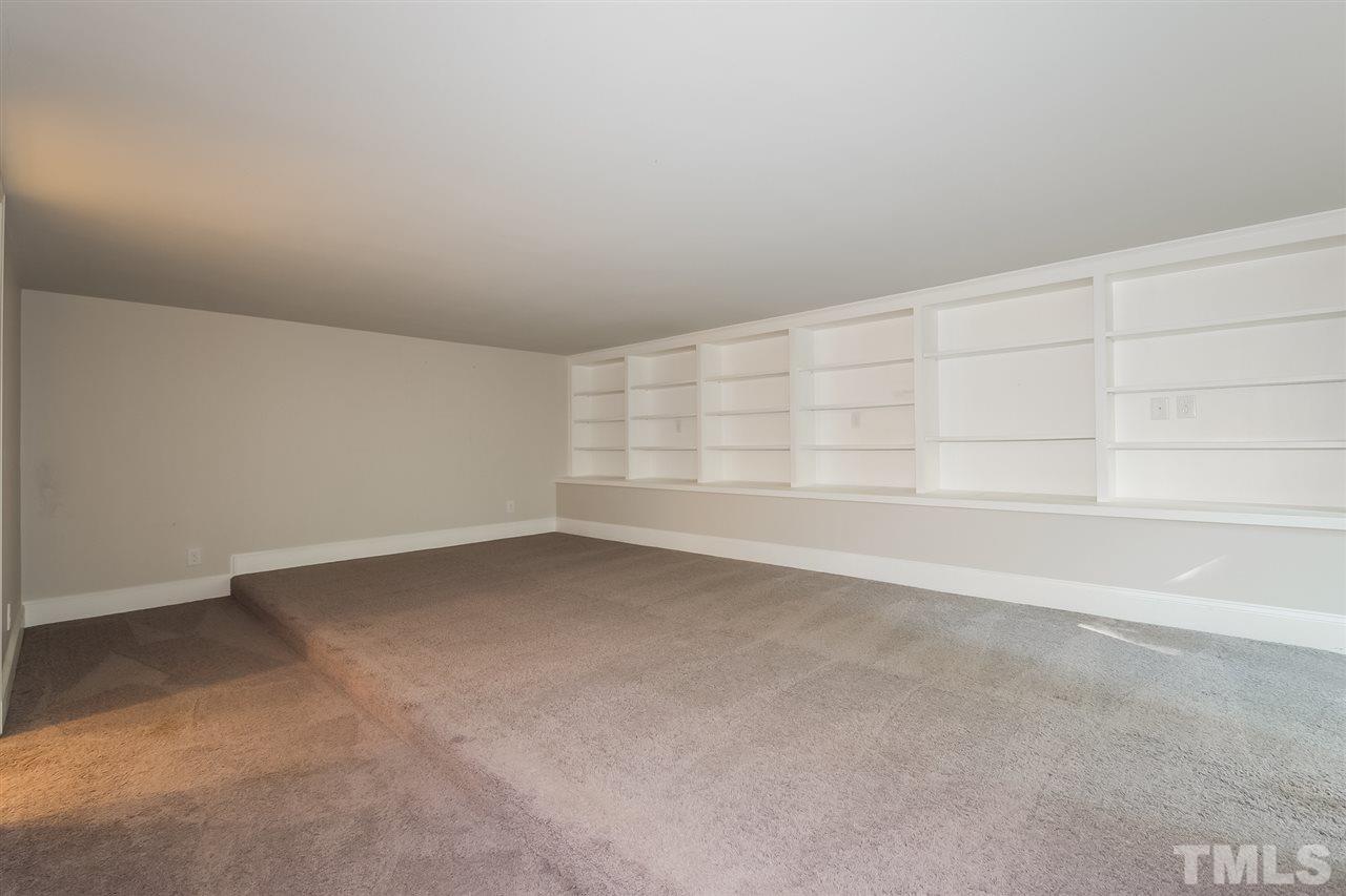 3405 Horseshoe Bend Raleigh, NC 27613 - Photo 10 of 23
