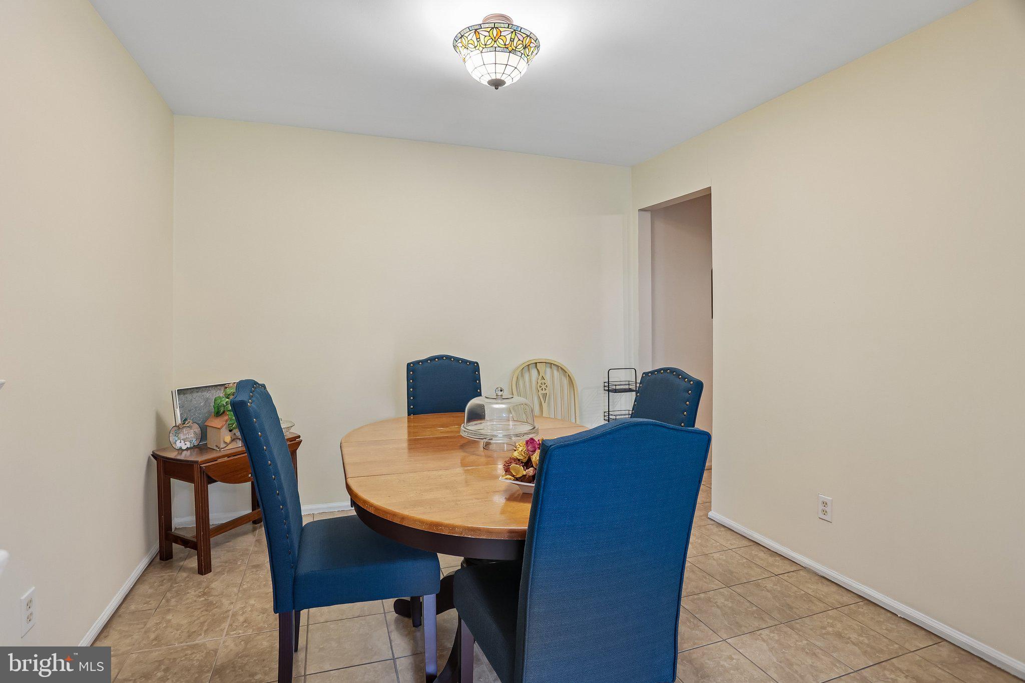 4 Edward Rutledge Bldg Turnersville, NJ 08012 - Photo 11 of 29