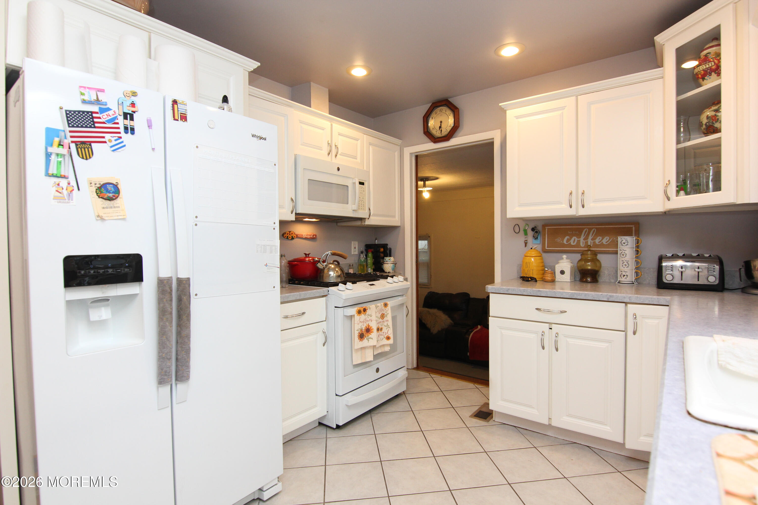 815 Shady Lawn Way Keyport, NJ 07735 - Photo 5 of 31 815 Shadylawn-5