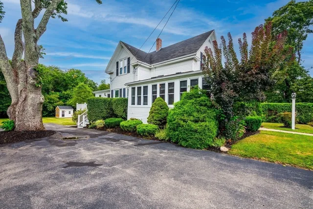 $689,000 | 149 Concord Street, Rockland, MA 02370